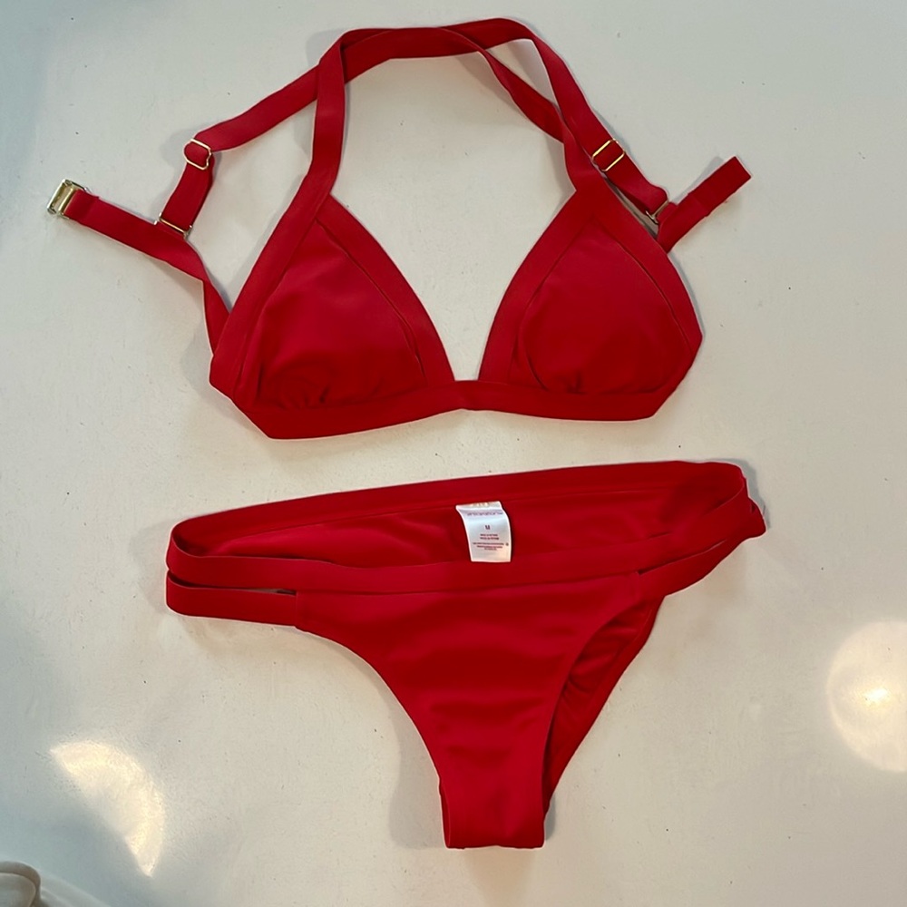 Ribbed red target bikini with cross back straps